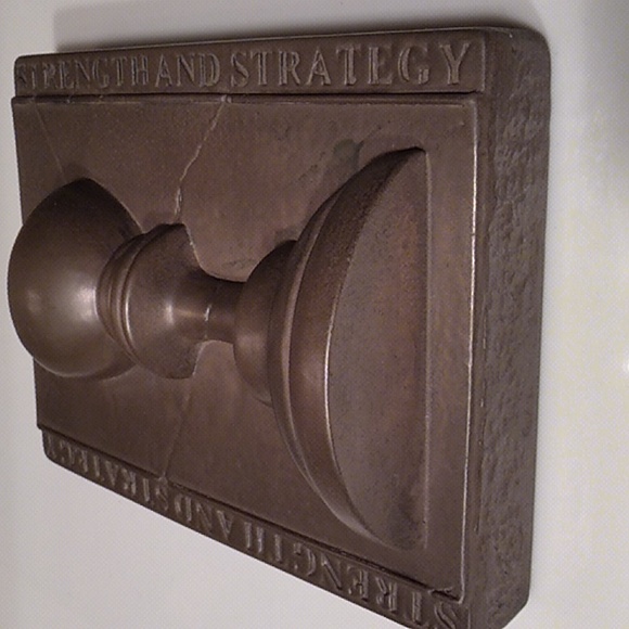 Sid Dickens B19 "Chess King" Vintage Alchemy. Metal Iron/Bronze *Rare & Retired* - Picture 3 of 8